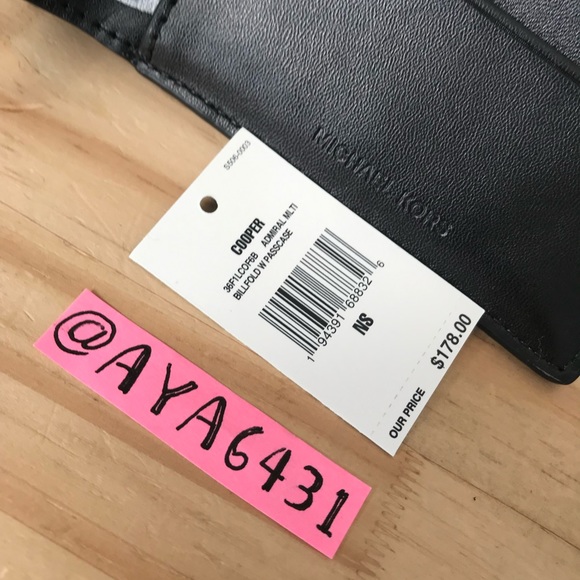 Michael Kors Wallet Men🎈🎈 - Picture 4 of 8